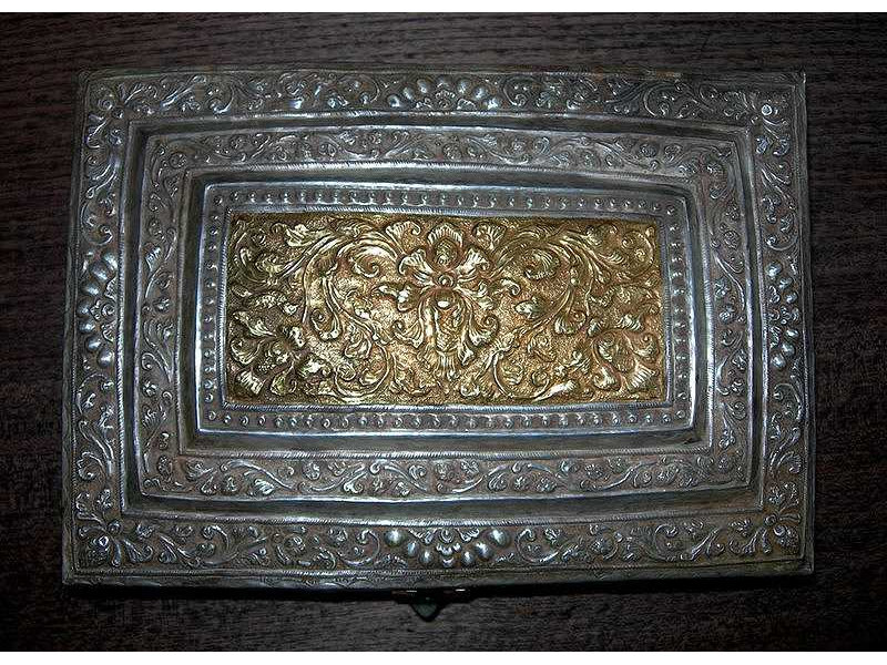 sirihbox-silver-gold-singaraja