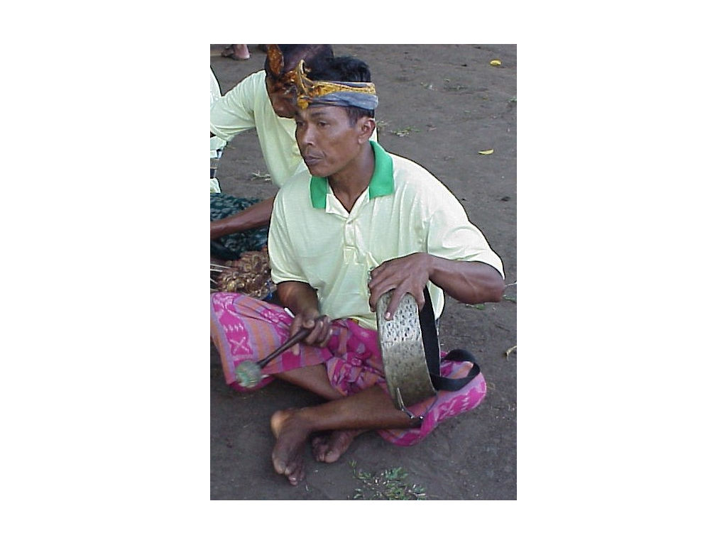 tawa.tawa-angklung-Krambit