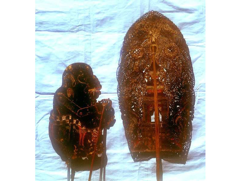 gunungan--twalen-nbali-dalanggianyar-tejakula-1972