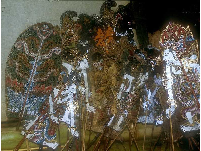 gunungan-nbali-pandawas-dalangsubandhi-pemaron-1975