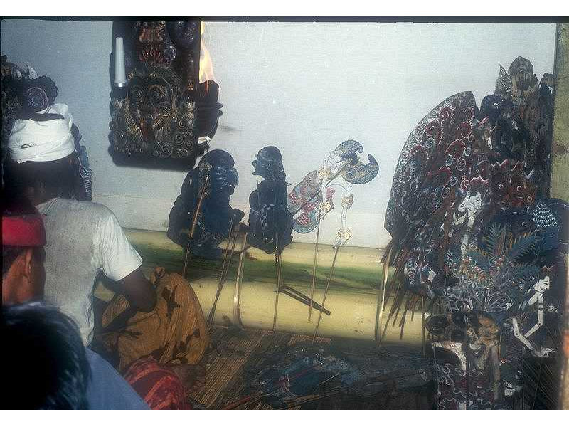 gunungan-nbali-twalen-mredah-idabgsgede-sukasada-1973