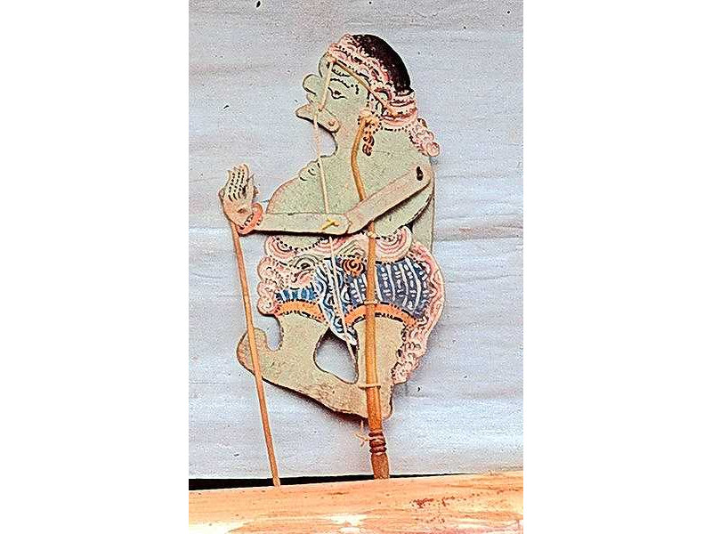 mredah-tampekan-klupa-nbali