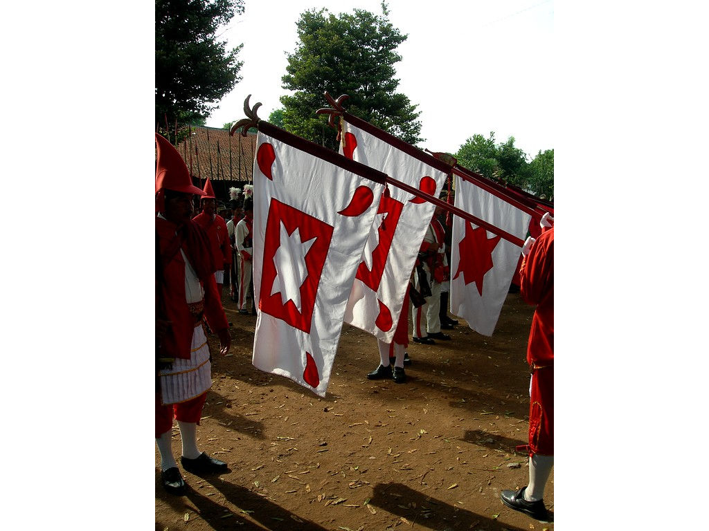 -army-Wirobrojo-flagsopen-GulaKlapa