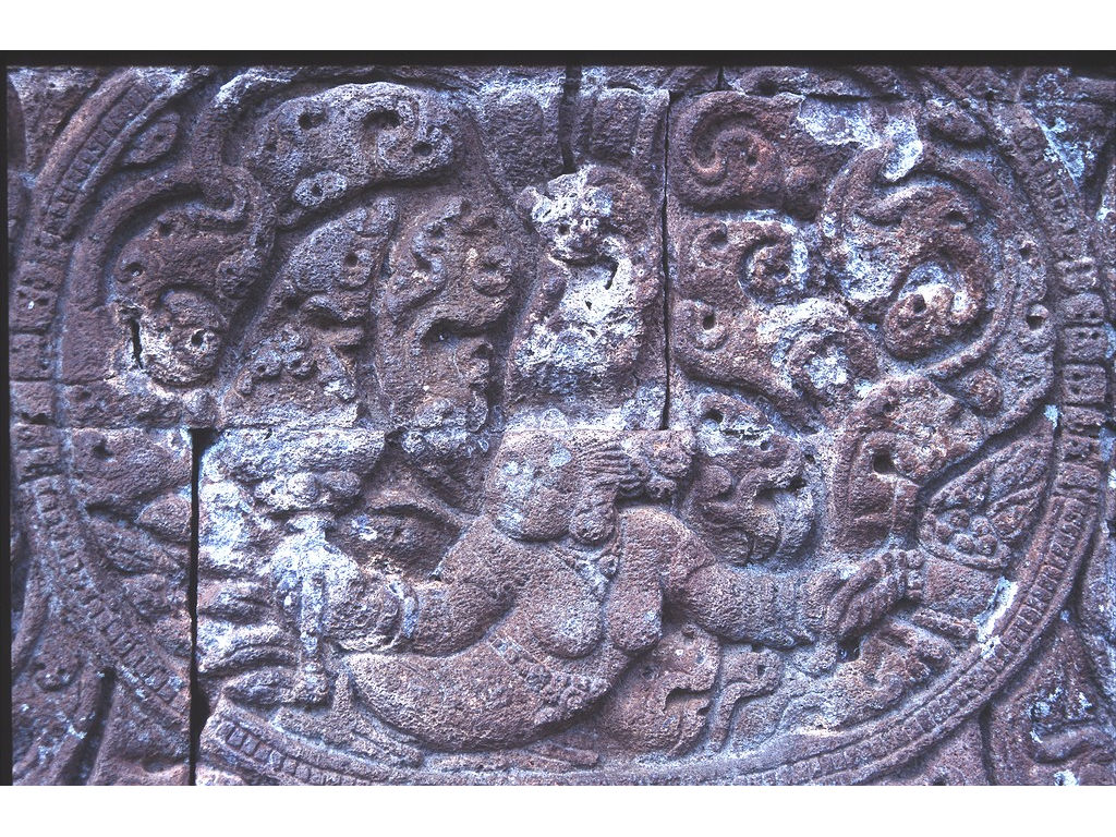 KesimanTengah-censer1