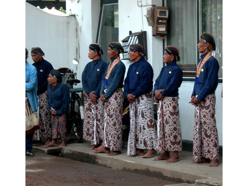 -abdidalem-waiting-dwarf