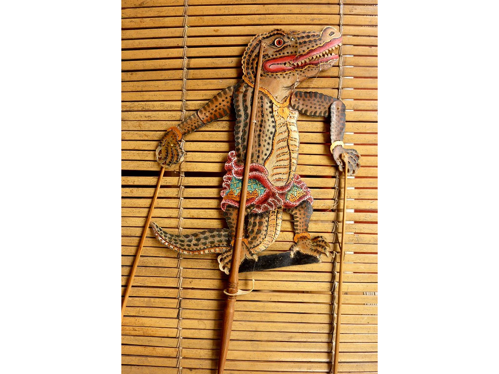 crocodile-wayang-binatang-Widja-2012-rev