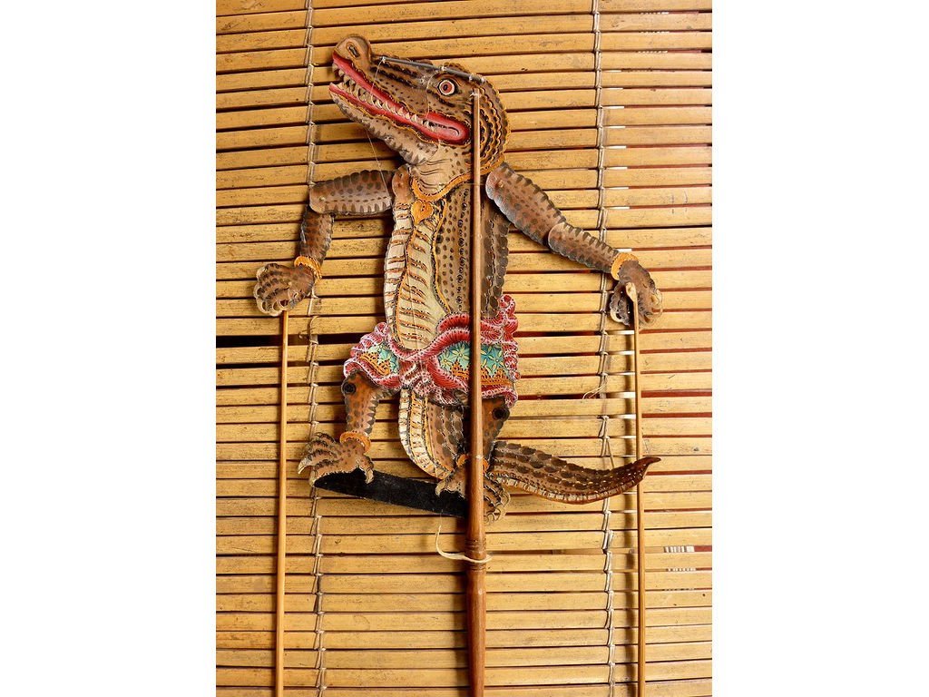 crocodile-wayang-binatang-Widja-2012
