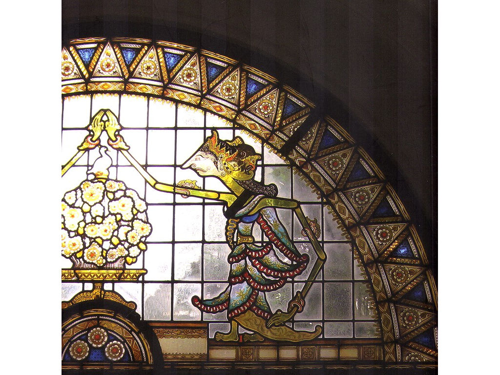 Glasinlood-Parkweg-wayang-rght