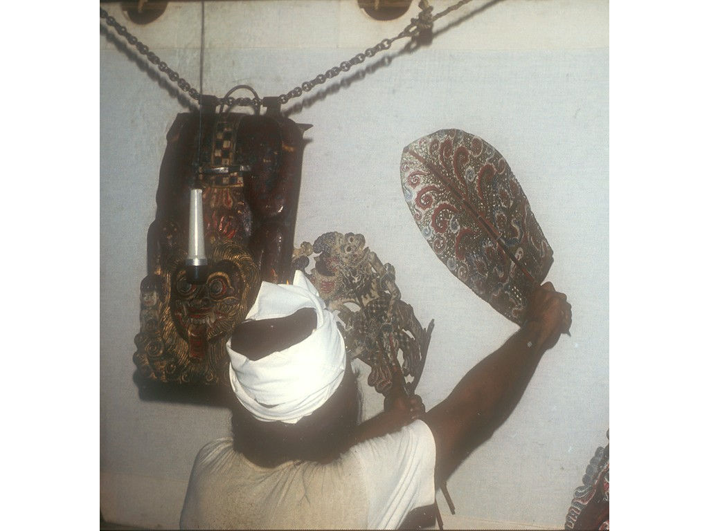 Gunungan-NBali-IdaBgsGde-Sukasada-1973