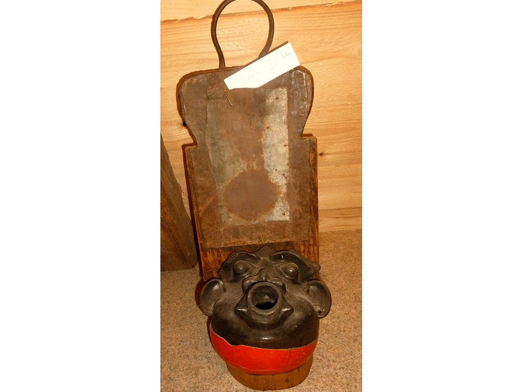 lamp-wood-terracotta-human-head-Lombok-full