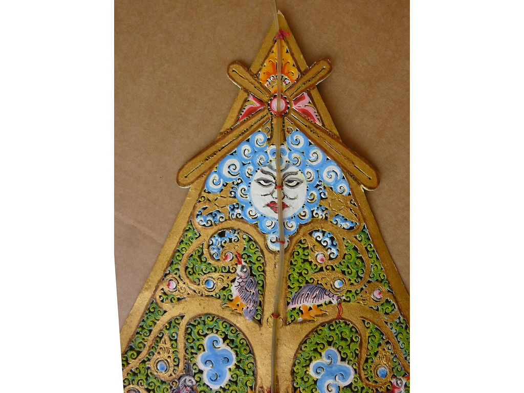 gunungan-Prinsenhof-kerk-3-2011-front-top-mill-top