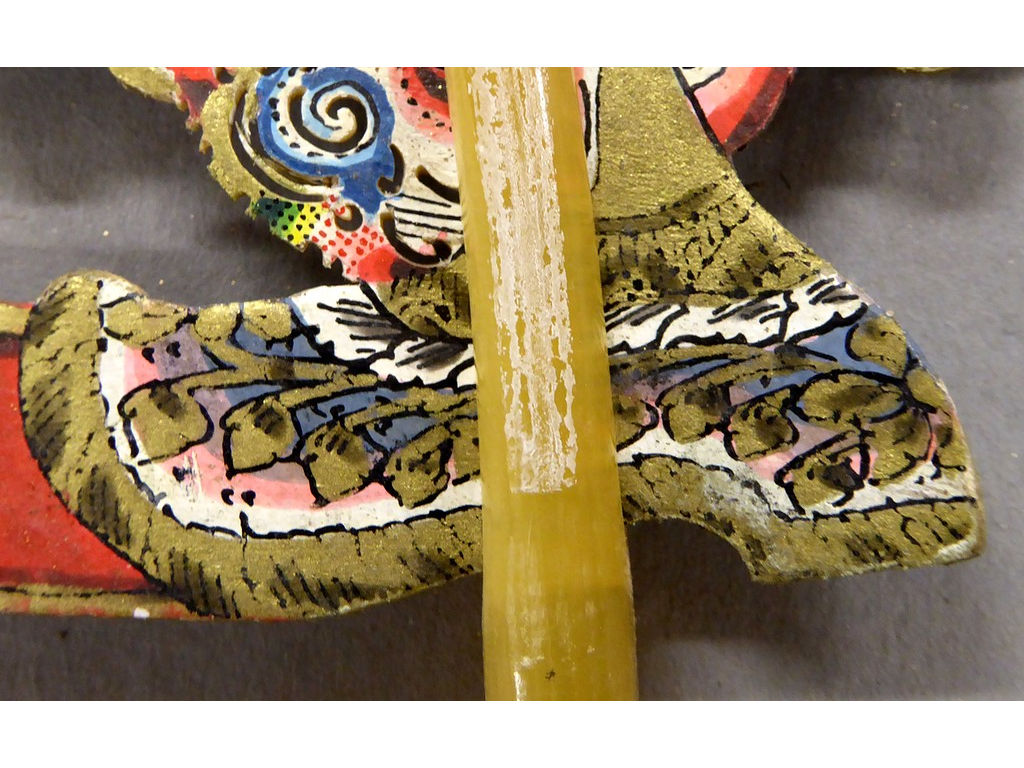 Surya-Sa-102-voorkant-schoen-rechts